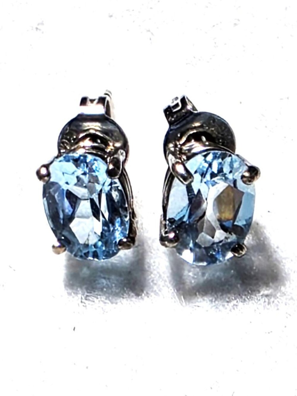 Dainty Vintage Natural Blue Topaz 925 Sterling Silver Stud Earrings